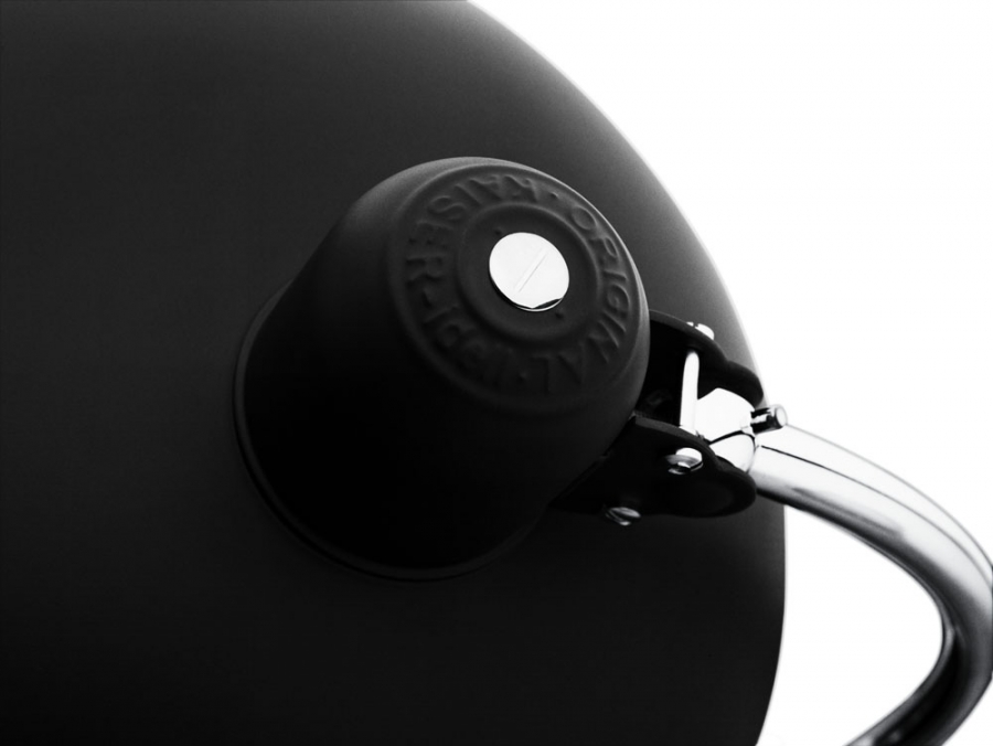 KAISER Idell Настольная лампа Luxus 6631-T 006 (Matt Black) Одна из икон стиля BAUHAUS FRITZ HANSEN